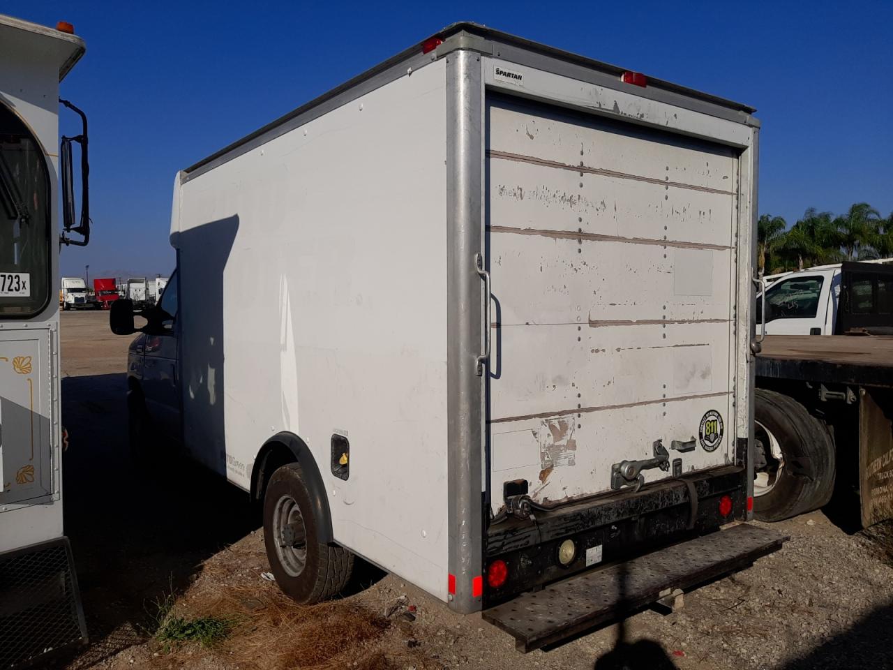 Изображение 2 2014 FORD ECONOLINE E350 SUPER DUTY CUTAWAY VAN 2014 с VIN 1FDWE3FLXEDA05412