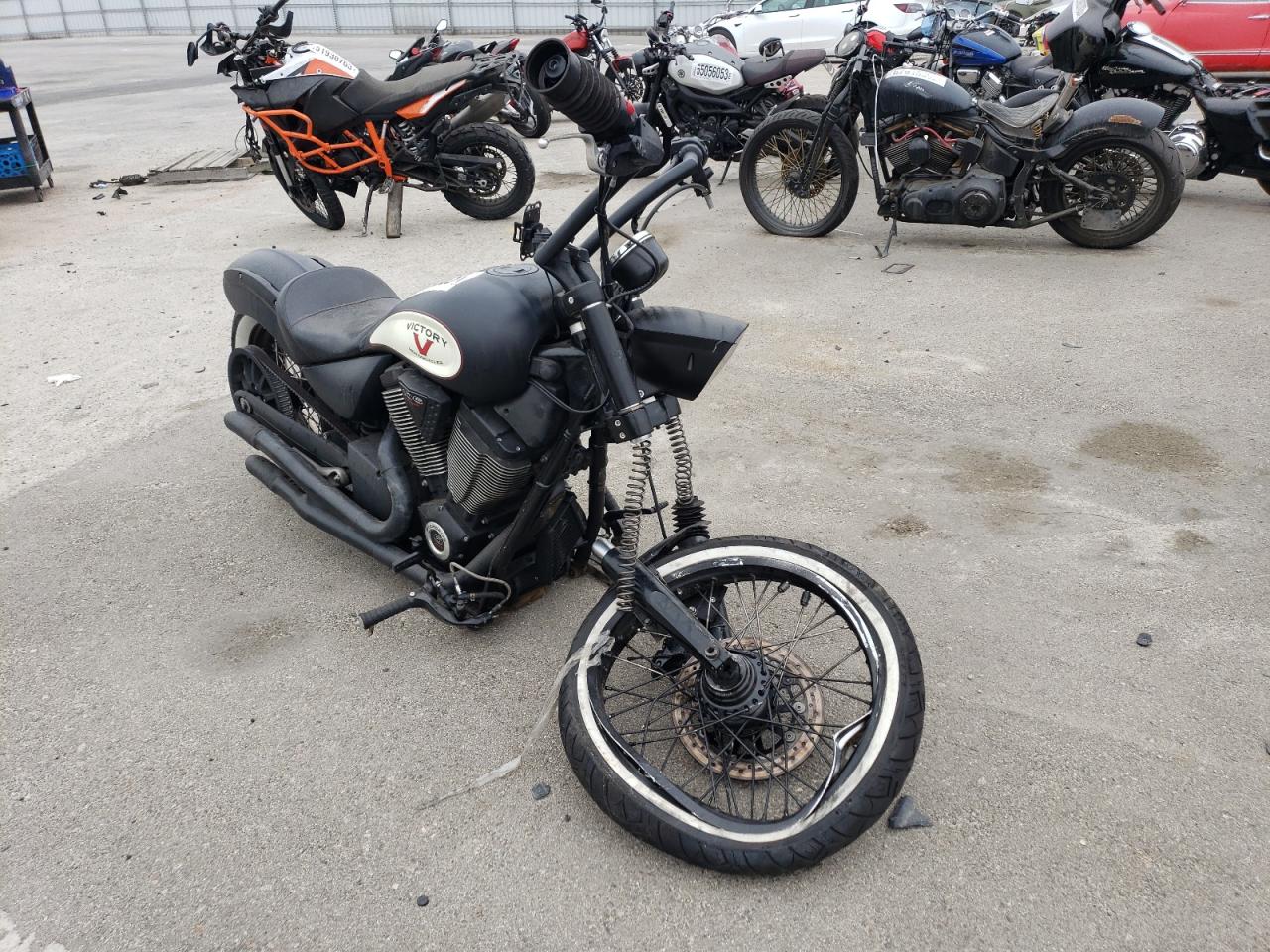 Obraz 1 z 2013 VICTORY MOTORCYCLES HIGH-BALL  2013 z VIN 5VPWB36N8D3022276