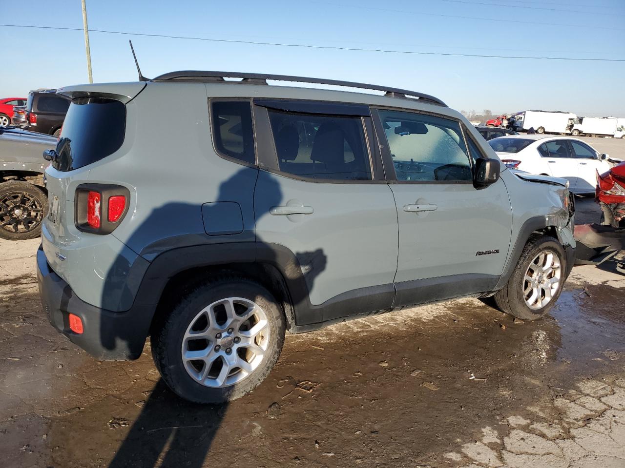 Image 3 of 2018 JEEP RENEGADE LATITUDE 2018 with VIN ZACCJABB5JPG81167