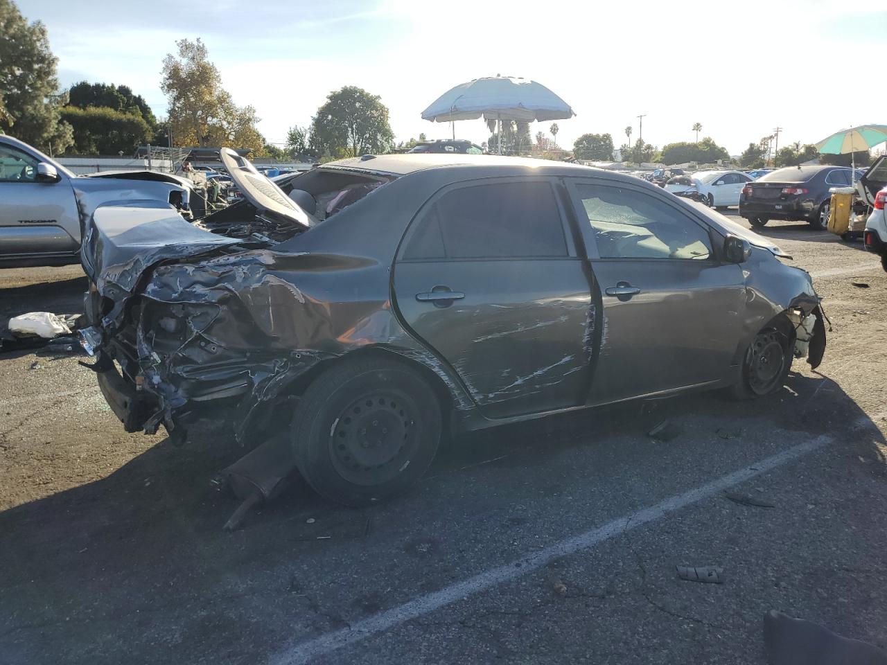 Image 3 of 2010 TOYOTA COROLLA BASE 2010 with VIN JTDBU4EE1AJ081045