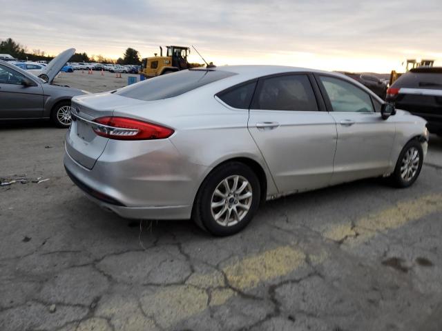 Изображение 3 2017 FORD FUSION S 2017 с VIN 3FA6P0G74HR154009