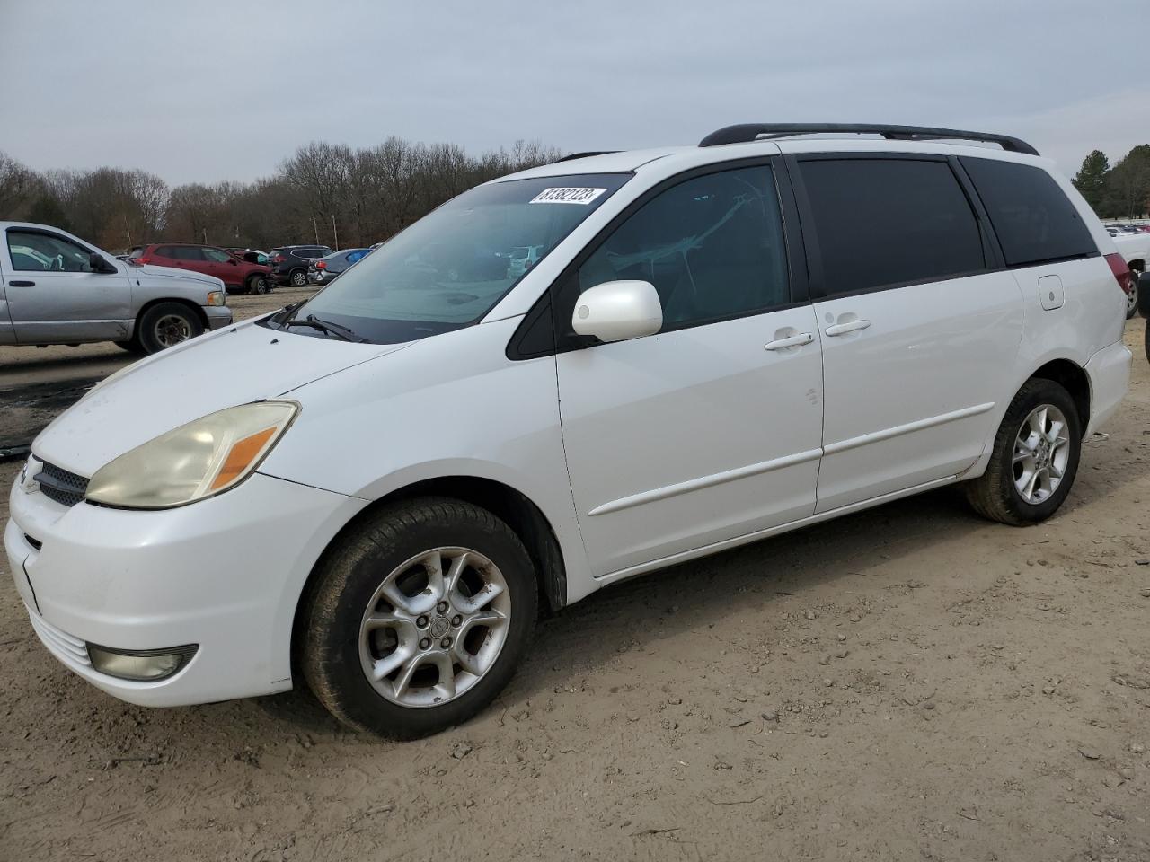 Image 1 of 2005 TOYOTA SIENNA XLE 2005 with VIN 5TDBA22C55S044024