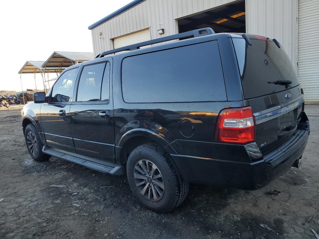 Image 2 of 2017 FORD EXPEDITION EL XLT 2017 with VIN 1FMJK1HT1HEA49608