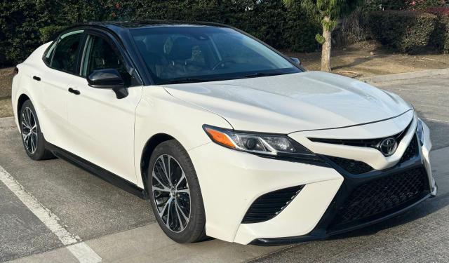 Obraz 1 z 2019 TOYOTA CAMRY L 2019 z VIN 4T1B11HK8KU820299