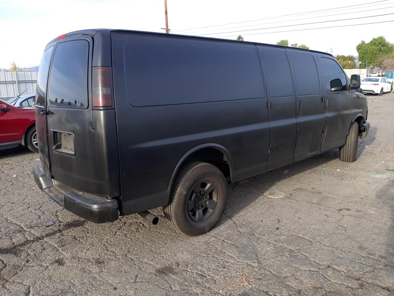 Изображение 3 2018 CHEVROLET EXPRESS G2500 2018 с VIN 1GCWGBFP3J1270597