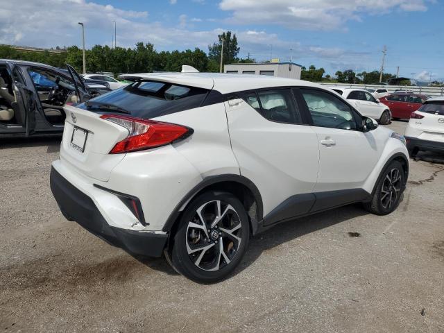 Obraz 3 z 2021 TOYOTA C-HR XLE 2021 z VIN NMTKHMBX9MR124644