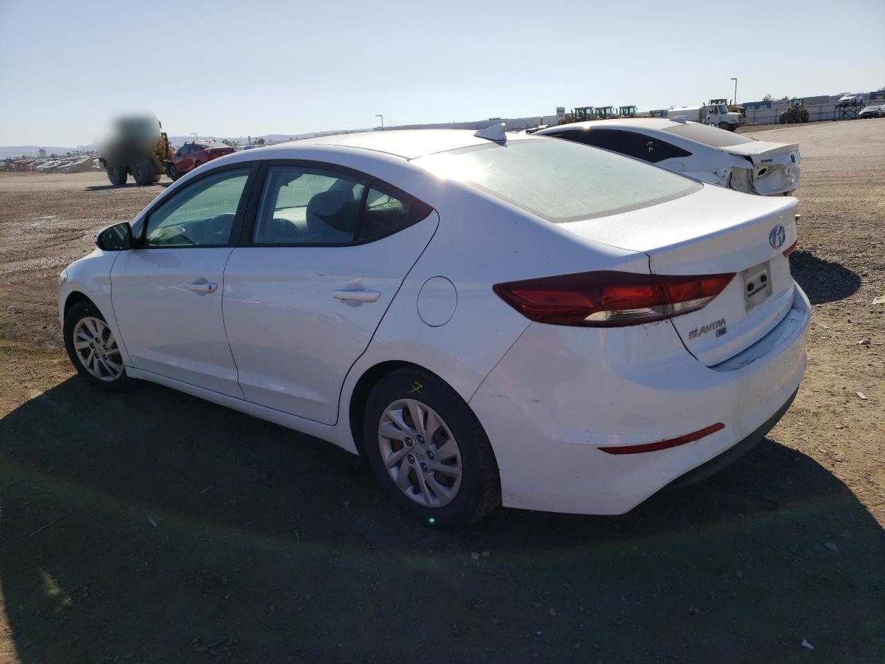 Obraz 2 z 2017 HYUNDAI ELANTRA SE 2017 z VIN 5NPD74LFXHH161085