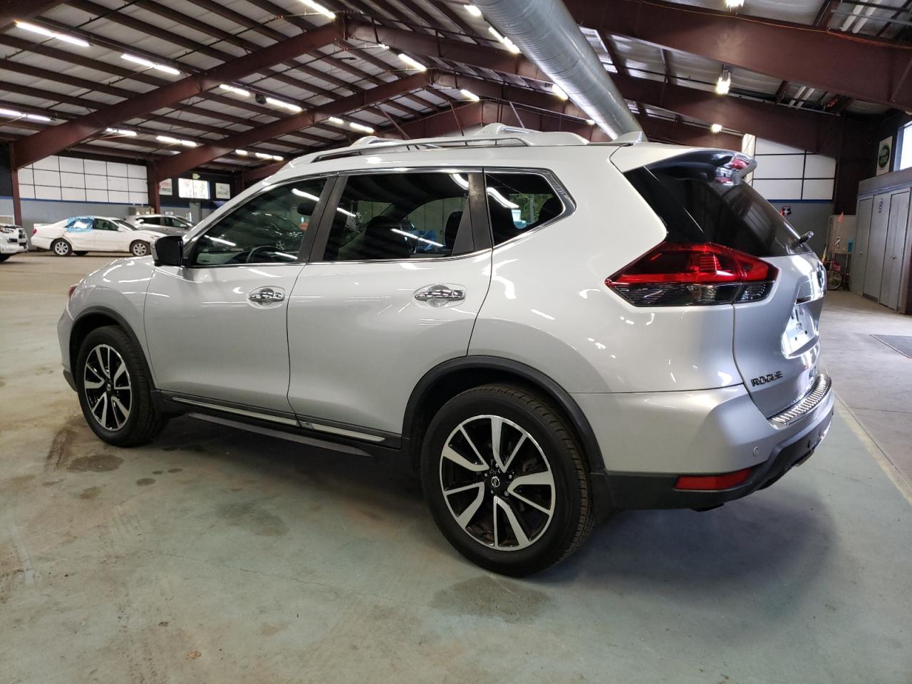 Obraz 2 z 2020 NISSAN ROGUE S 2020 z VIN 5N1AT2MV0LC735301