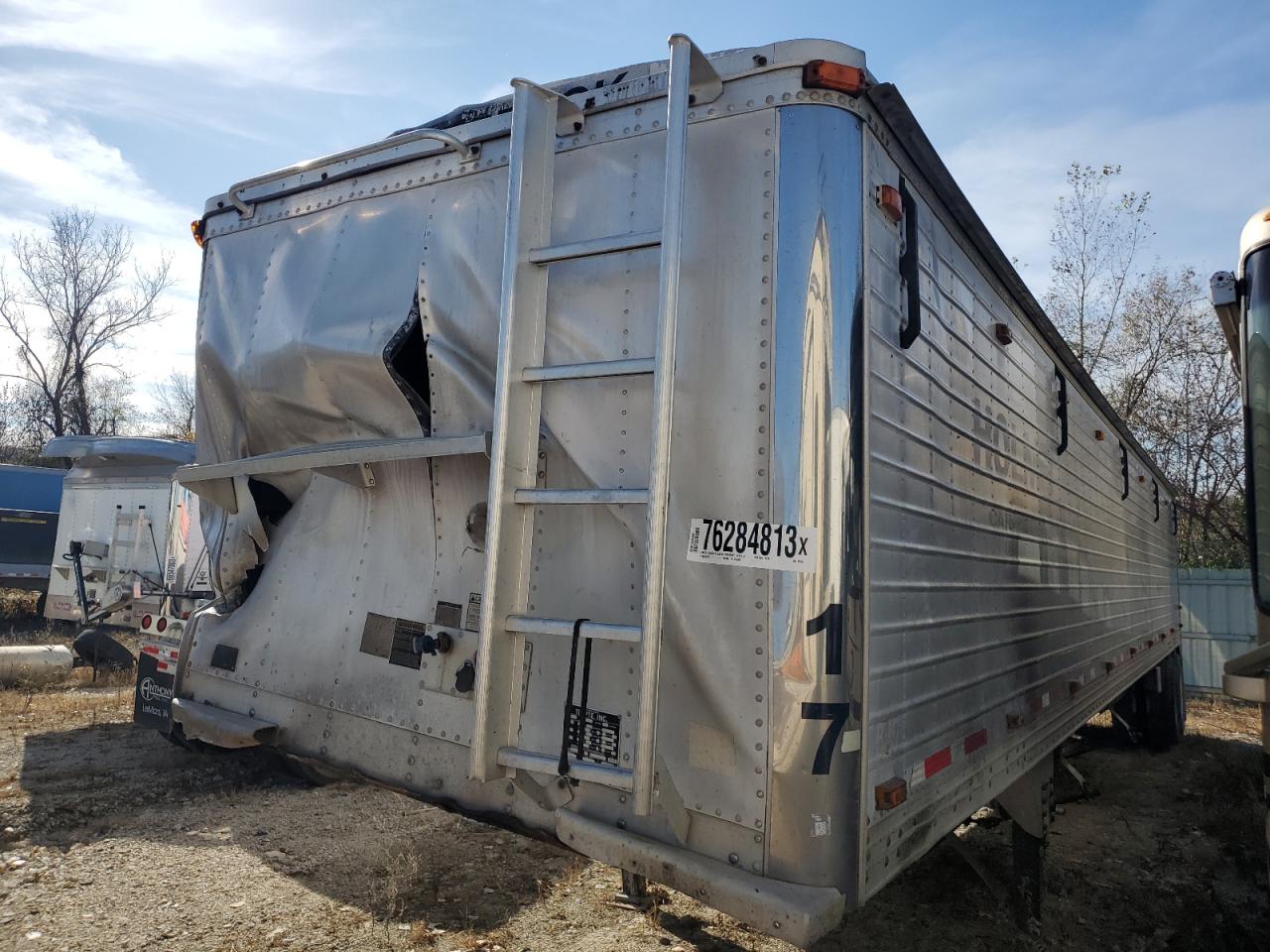 Obraz 2 z 2004 TIMP GRAINTRAIL 2004 z VIN 1TDH4222X4B103969