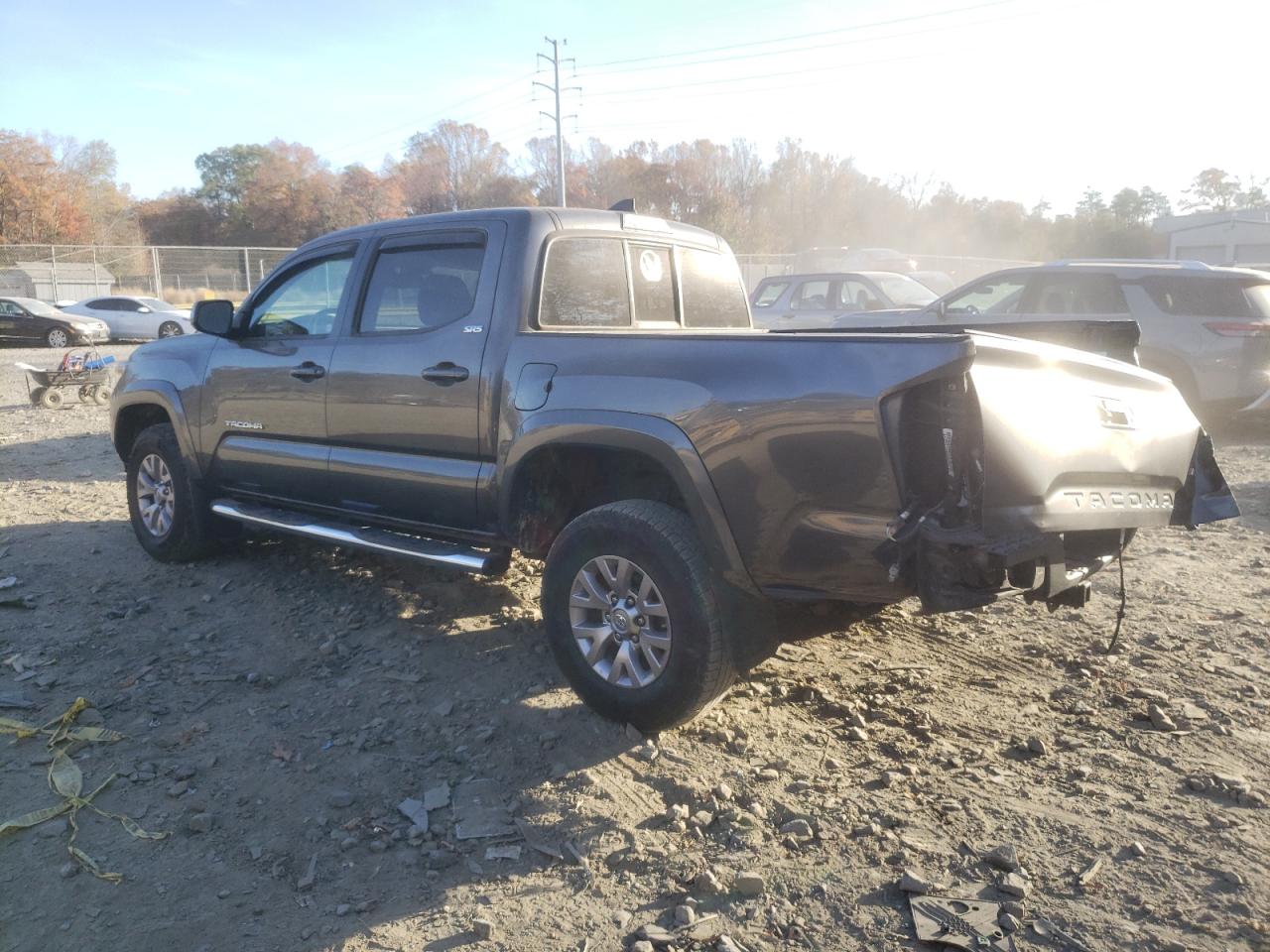 Obraz 2 z 2016 TOYOTA TACOMA DOUBLE CAB 2016 z VIN 3TMAZ5CN9GM014212