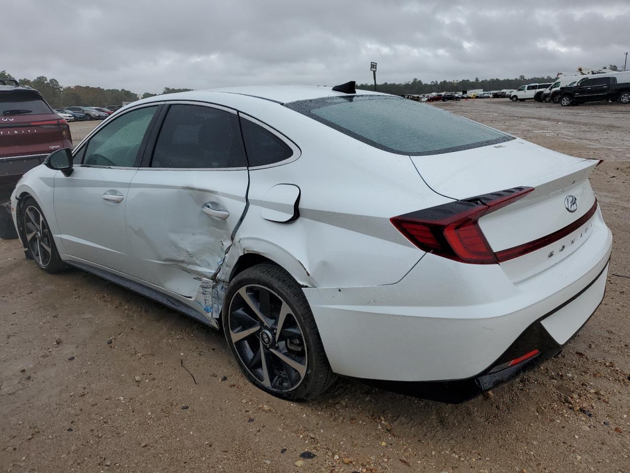 Изображение 2 Hyundai Sonata Sel Plus 2021 с VIN 5NPEJ4J25MH068734