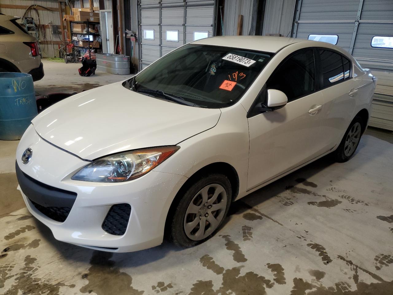 Image 1 of 2013 MAZDA 3 I 2013 with VIN JM1BL1UPXD1768355