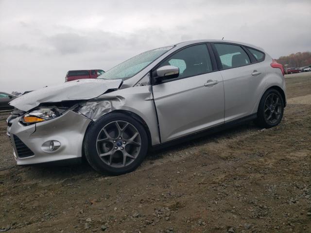 Image 1 of 2014 FORD FOCUS SE 2014 with VIN 1FADP3K24EL296441