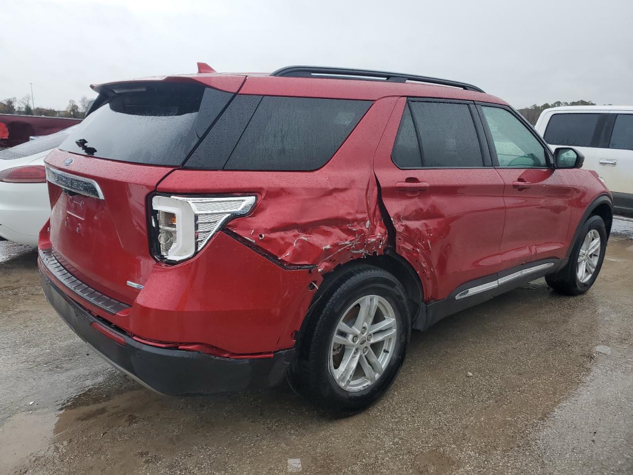 Image 3 of 2020 FORD EXPLORER XLT 2020 with VIN 1FMSK8DH8LGA52789