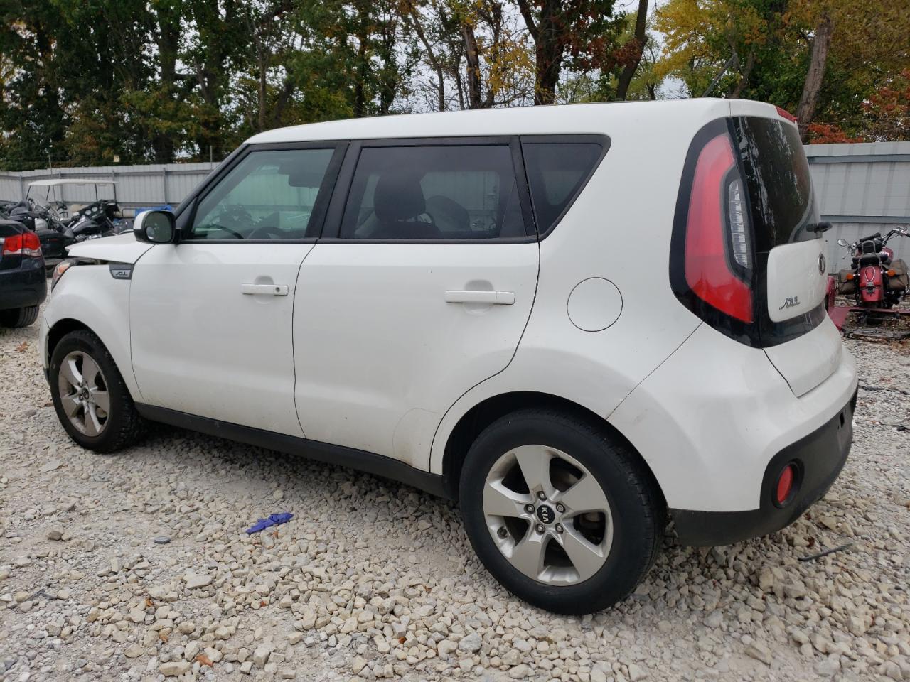 Image 2 of 2017 KIA SOUL  2017 with VIN KNDJN2A24H7435494