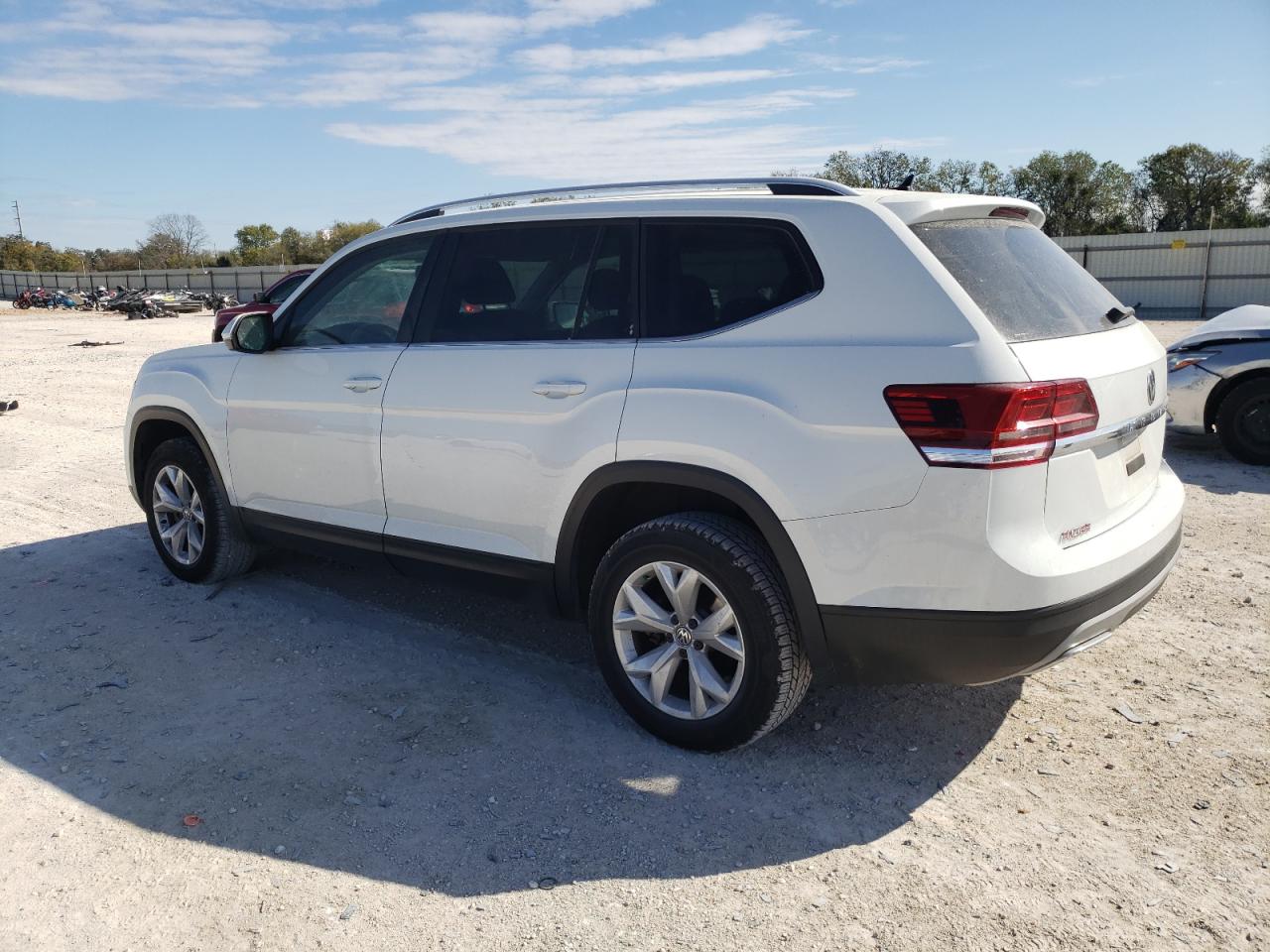 Image 2 of 2018 VOLKSWAGEN ATLAS S 2018 with VIN 1V2AP2CA9JC600157