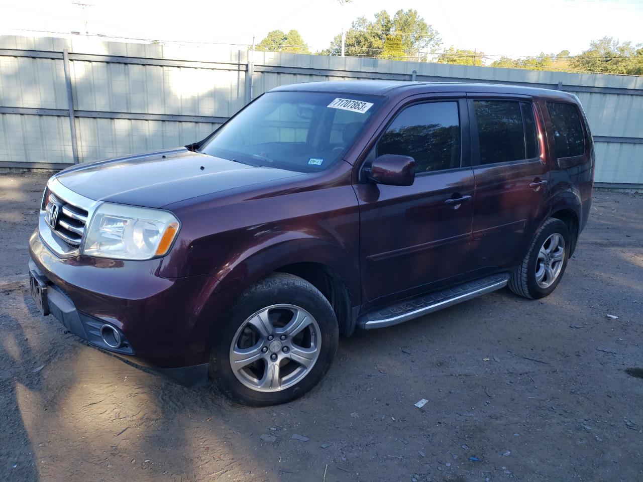 Image 1 of 2013 HONDA PILOT EXL 2013 with VIN 5FNYF3H69DB031668