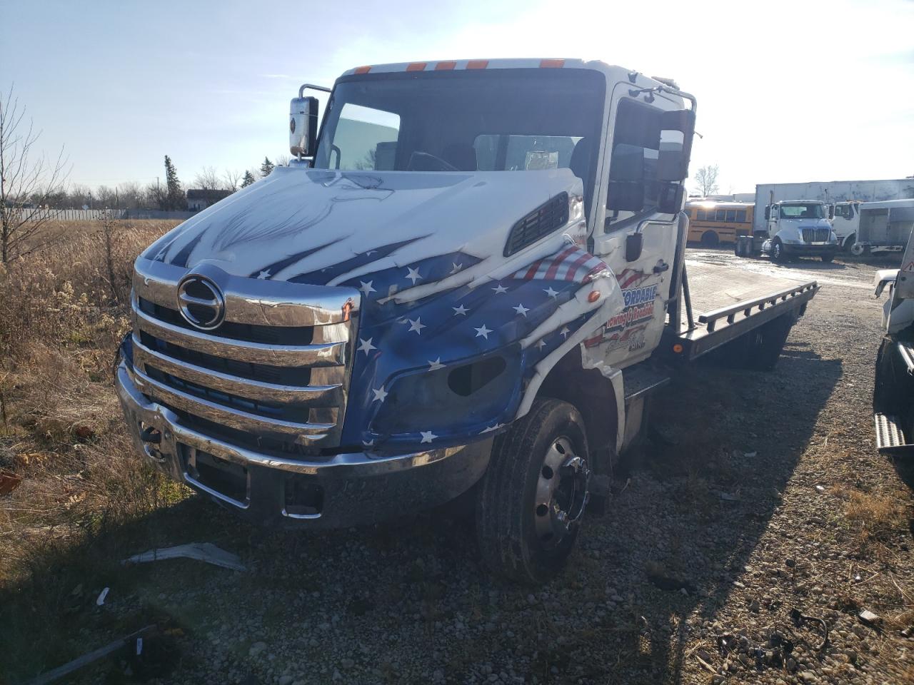 Image 2 of 2019 HINO 258/268  2019 with VIN 5PVNE8JN9K4S50963