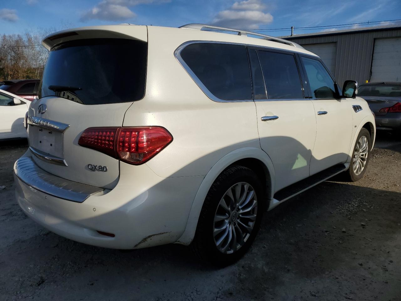 Obraz 3 z 2017 INFINITI QX80 BASE 2017 z VIN JN8AZ2NE7H9158194