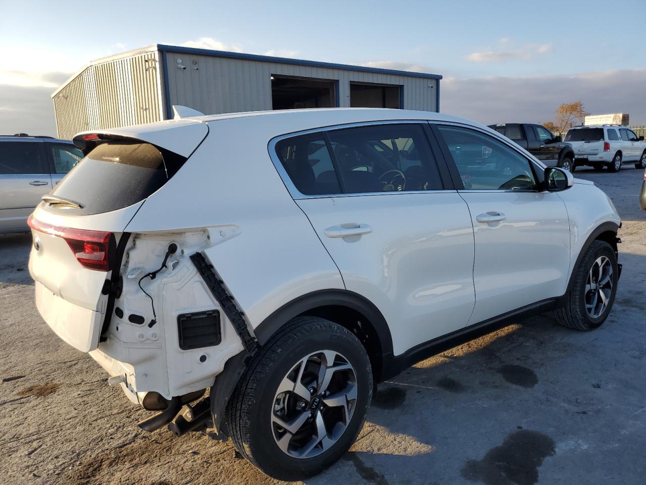 Image 3 of 2021 KIA SPORTAGE LX 2021 with VIN KNDPM3AC3M7920764