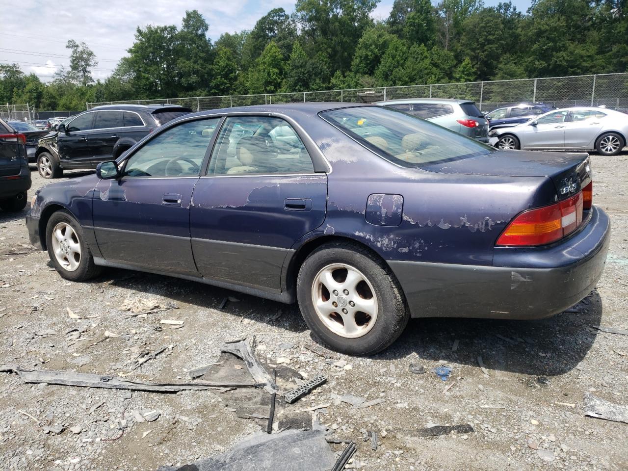 Image 2 of 1999 LEXUS ES 300 1999 with VIN JT8BF28G6X0159490