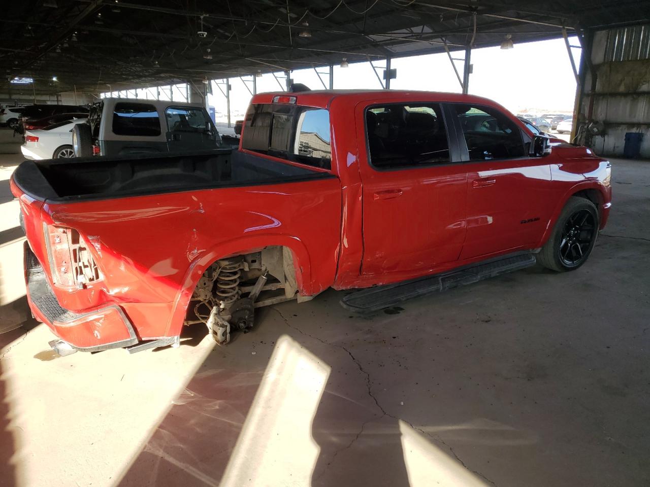 Obraz 3 z 2022 RAM 1500 LARAMIE 2022 z VIN 1C6RREJM7NN187346
