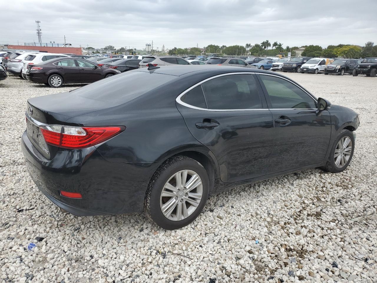 Image 3 of 2014 LEXUS ES 350 2014 with VIN JTHBK1GG5E2146660