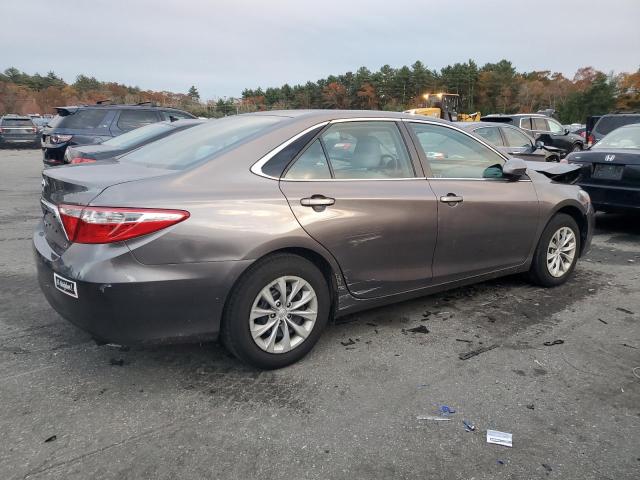Obraz 3 z 2016 TOYOTA CAMRY LE 2016 z VIN 4T4BF1FK2GR571712