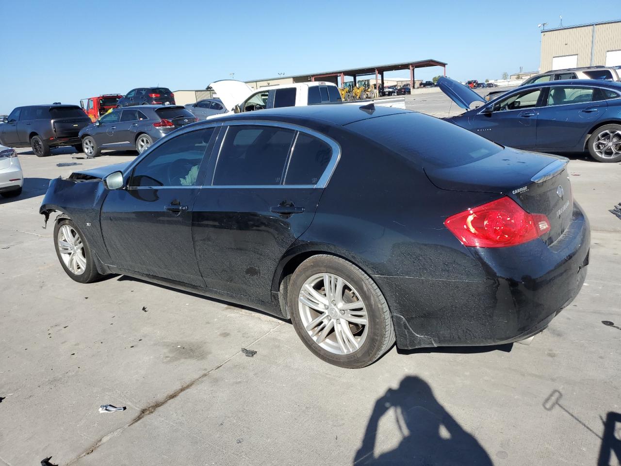 Image 2 of 2015 INFINITI Q40  2015 with VIN JN1CV6AP4FM500907
