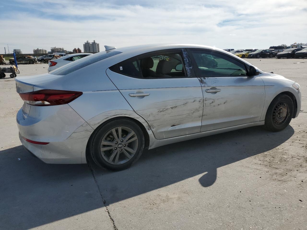 Image 3 of 2018 HYUNDAI ELANTRA SEL 2018 with VIN 5NPD84LF2JH360912