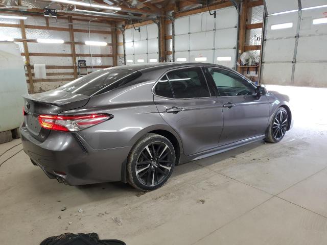 Obraz 3 z 2018 TOYOTA CAMRY XSE 2018 z VIN 4T1B61HK2JU104773