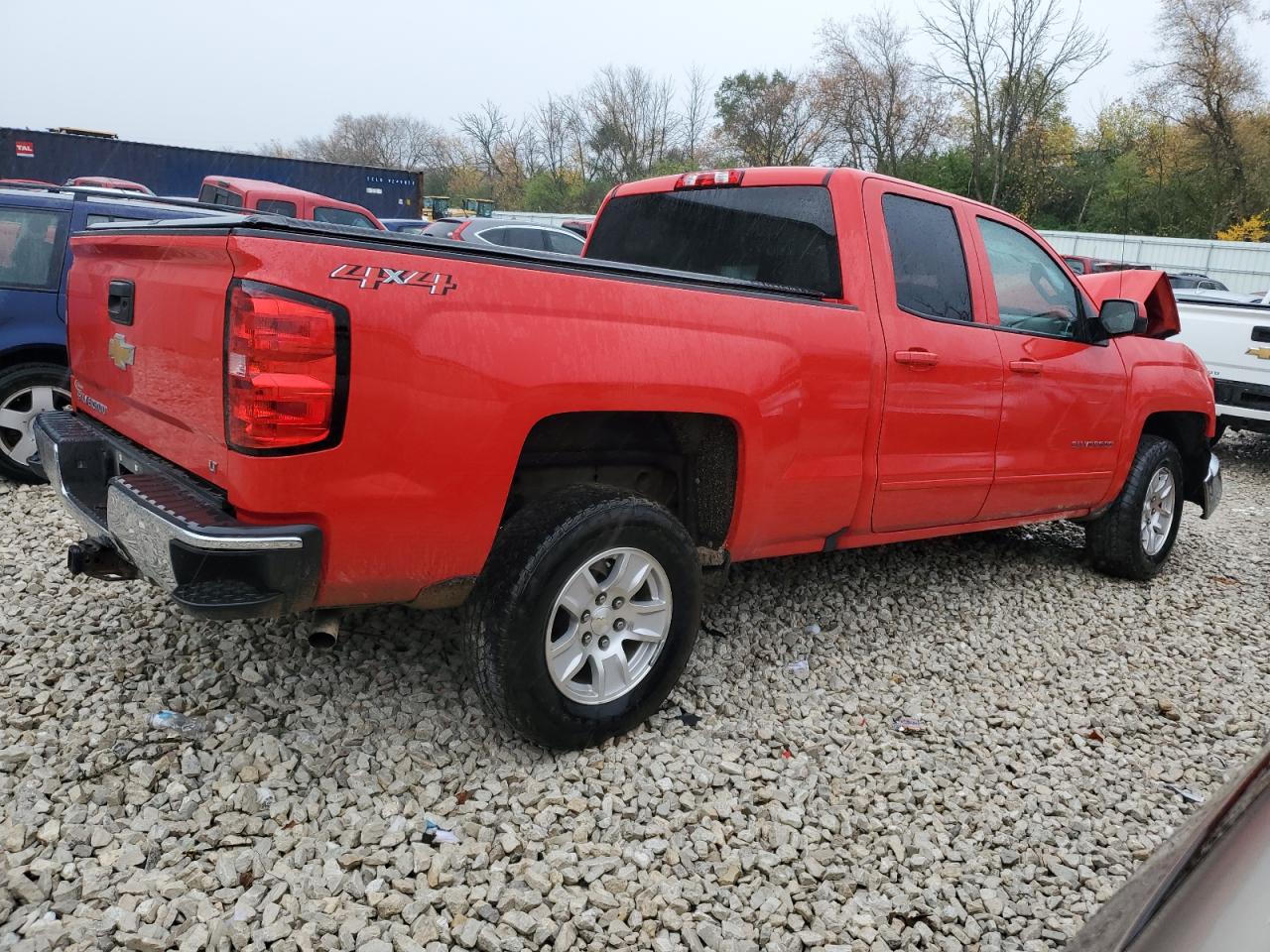 Изображение 3 2018 CHEVROLET SILVERADO K1500 LT 2018 с VIN 1GCVKREC2JZ381354