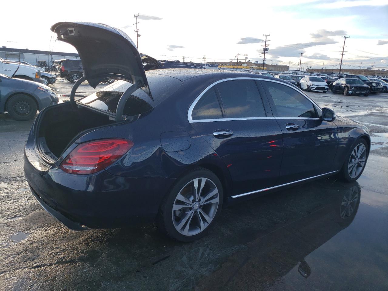 Image 3 of 2017 MERCEDES-BENZ C 300 2017 with VIN 55SWF4JB7HU187670