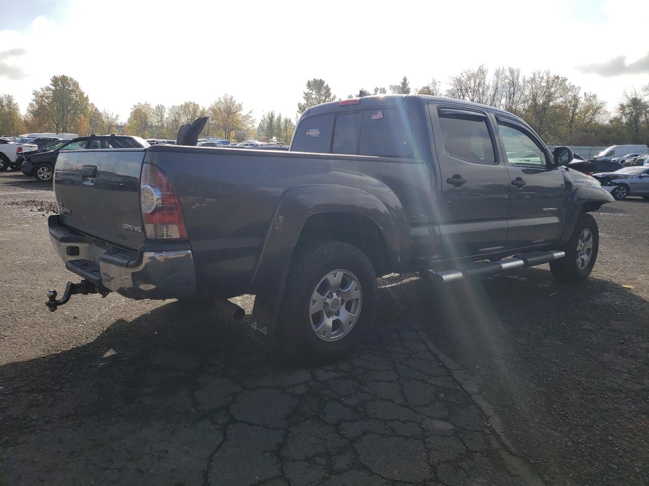 Image 3 of 2015 TOYOTA TACOMA DOUBLE CAB LONG BED 2015 with VIN 3TMMU4FN3FM083459