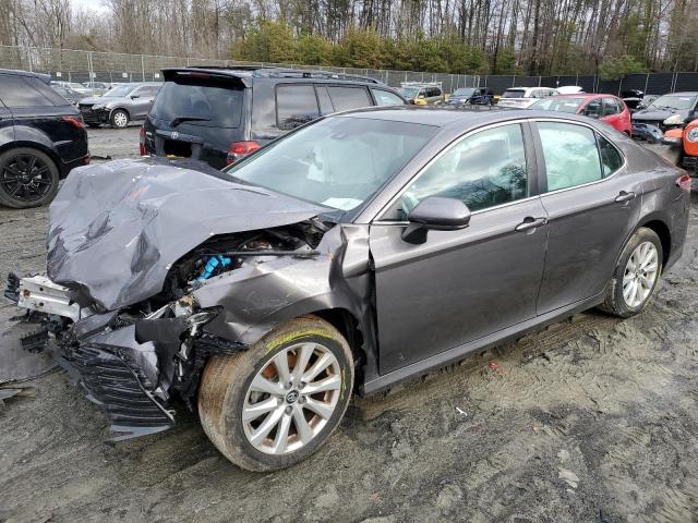 Image 1 of 2018 TOYOTA CAMRY L 2018 with VIN 4T1B11HK1JU040174