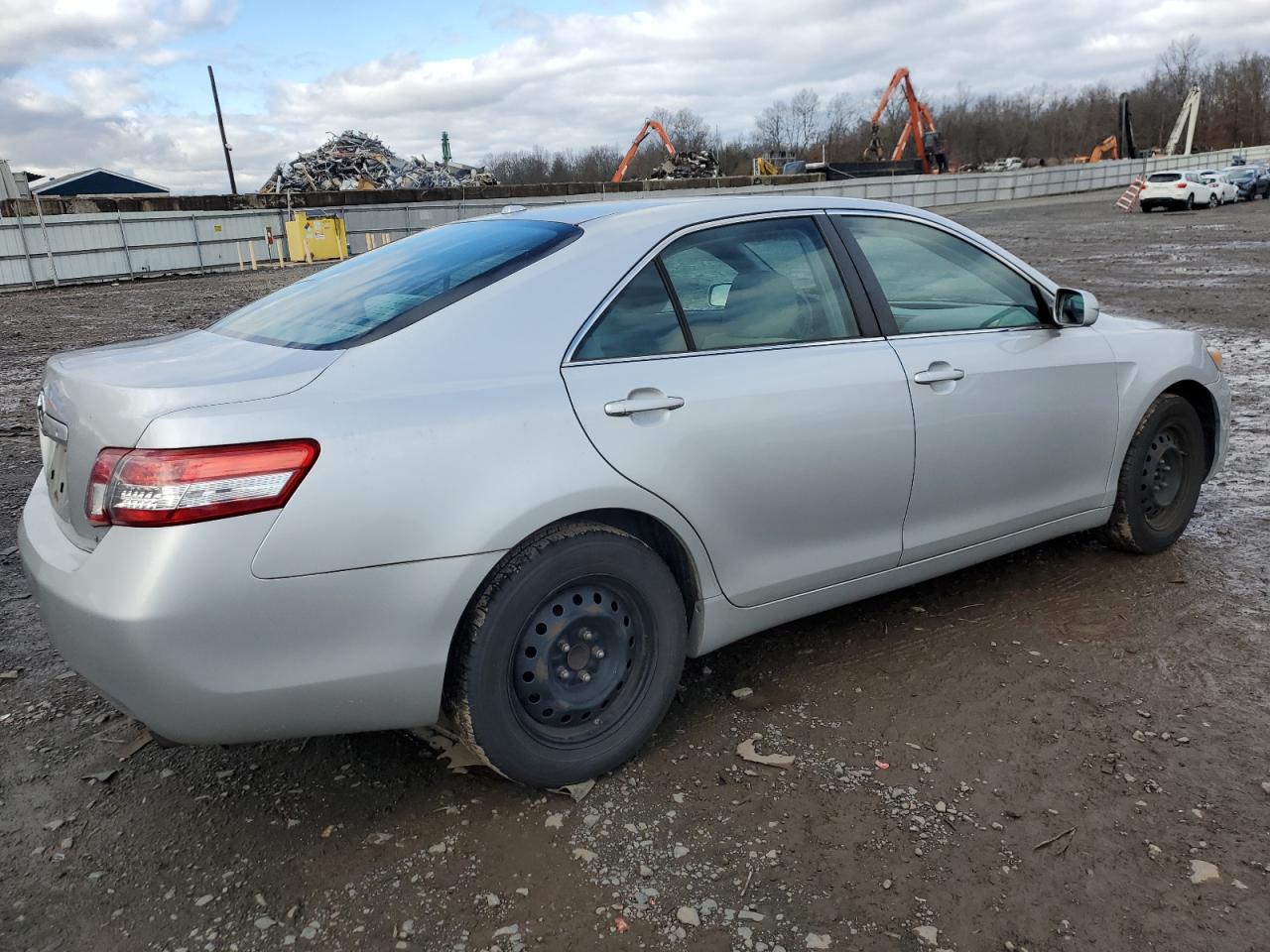 Image 3 of 2011 TOYOTA CAMRY BASE 2011 with VIN 4T1BF3EK4BU619727