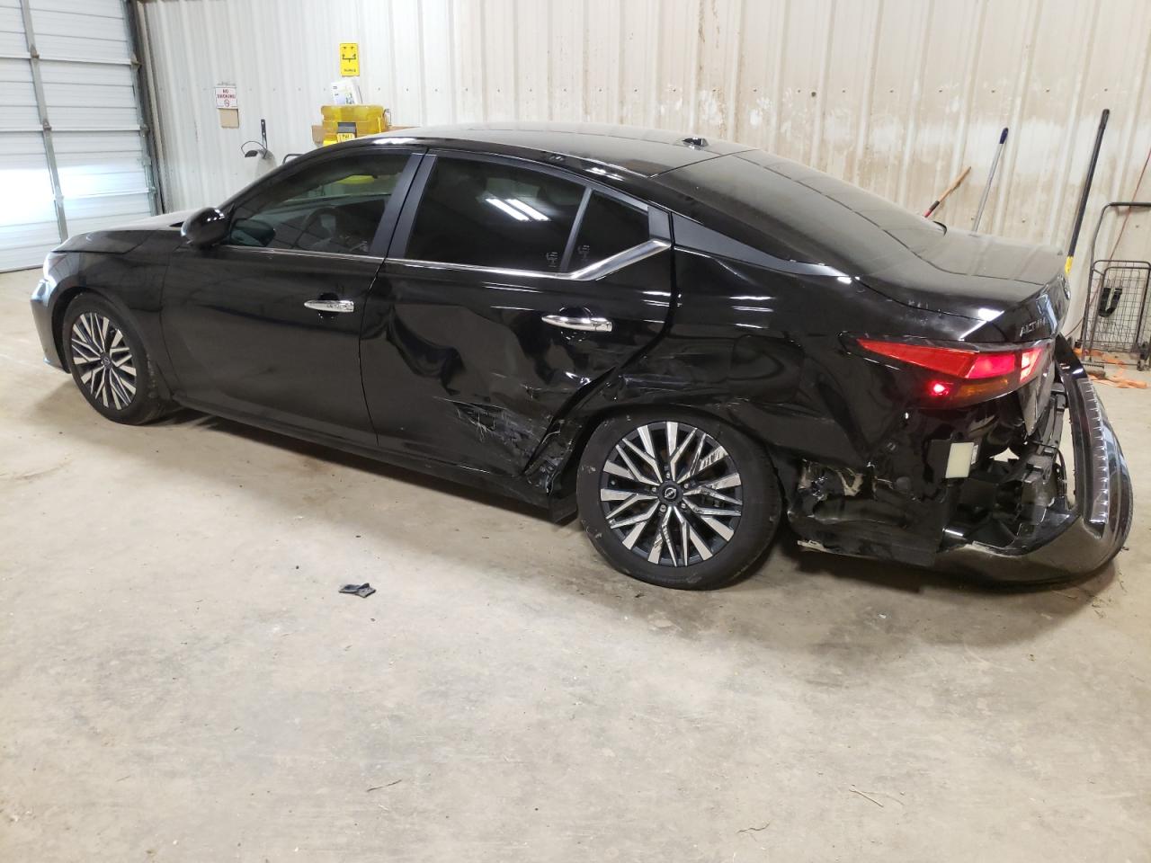 Image 2 of 2023 NISSAN ALTIMA SV 2023 with VIN 1N4BL4DV9PN412546