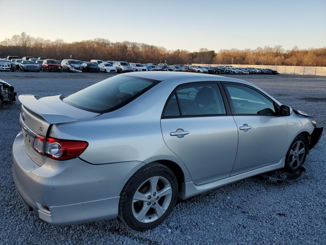 Obraz 3 z 2012 TOYOTA COROLLA BASE 2012 z VIN 5YFBU4EE4CP062651