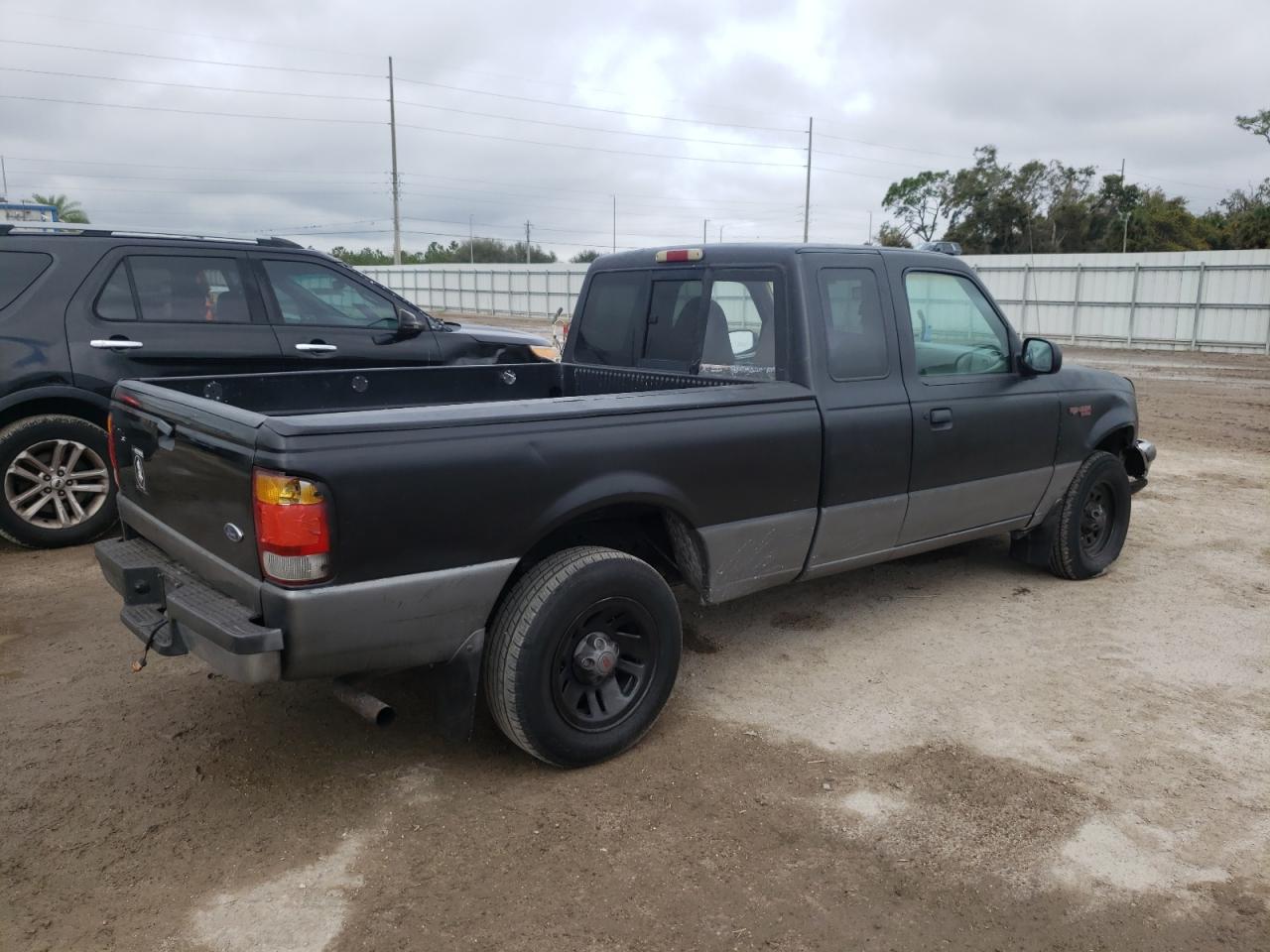 Obraz 3 z 1998 FORD RANGER SUPER CAB 1998 z VIN 1FTYR14U5WPB16192