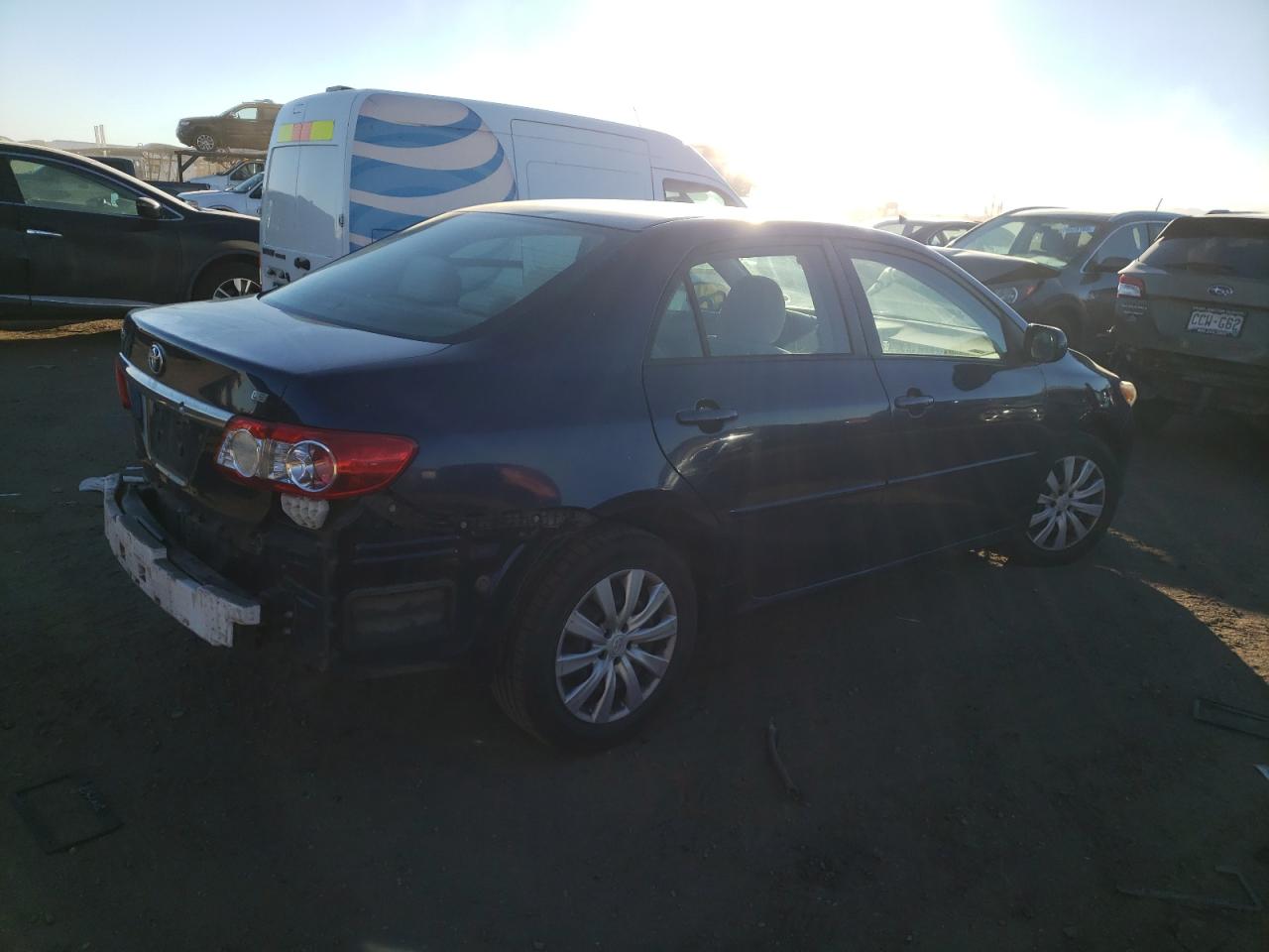 Obraz 3 z 2012 TOYOTA COROLLA BASE 2012 z VIN JTDBU4EE1C9175625