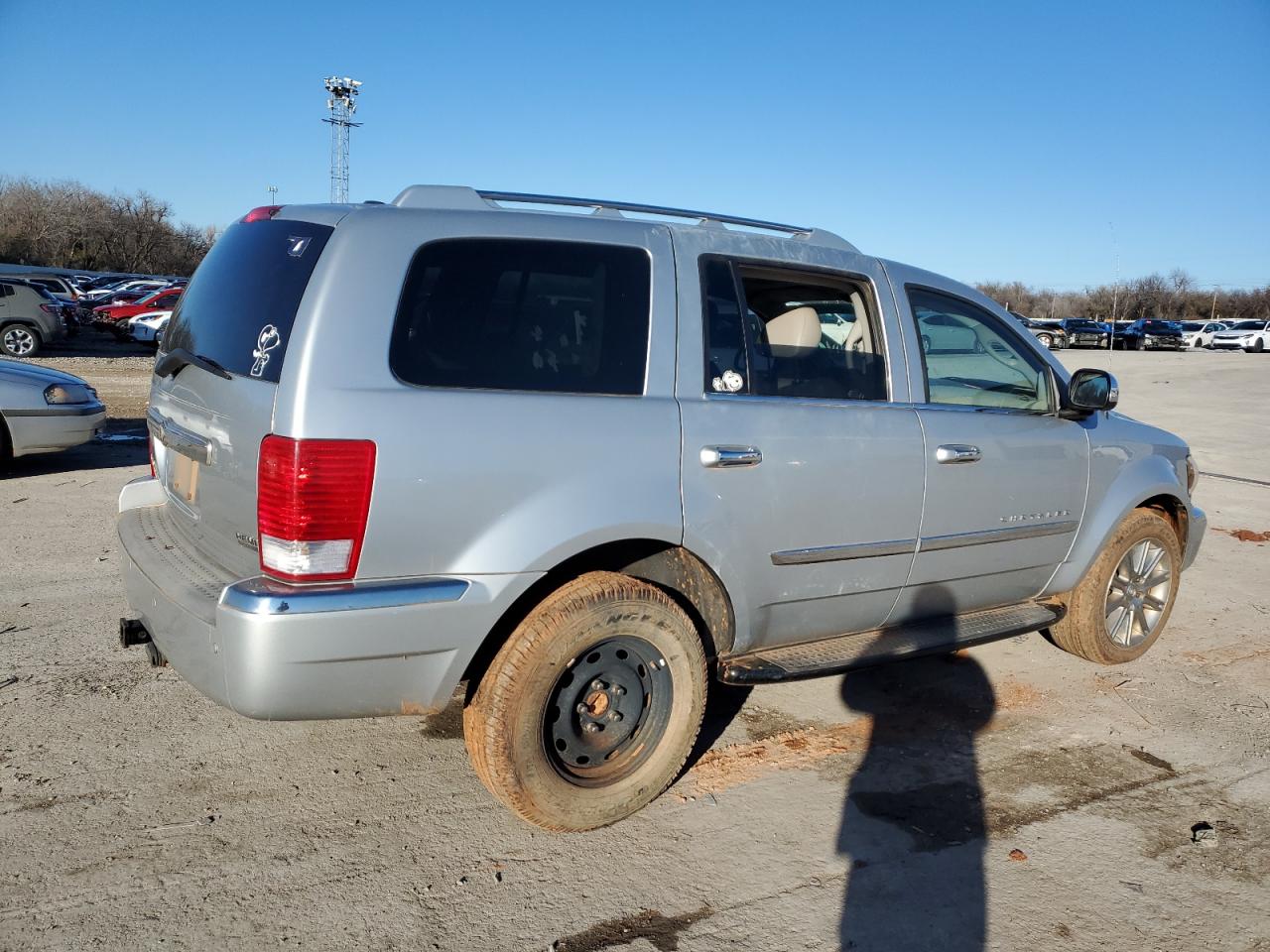 Image 3 of 2007 CHRYSLER ASPEN LIMITED 2007 with VIN 1A8HW58287F512075