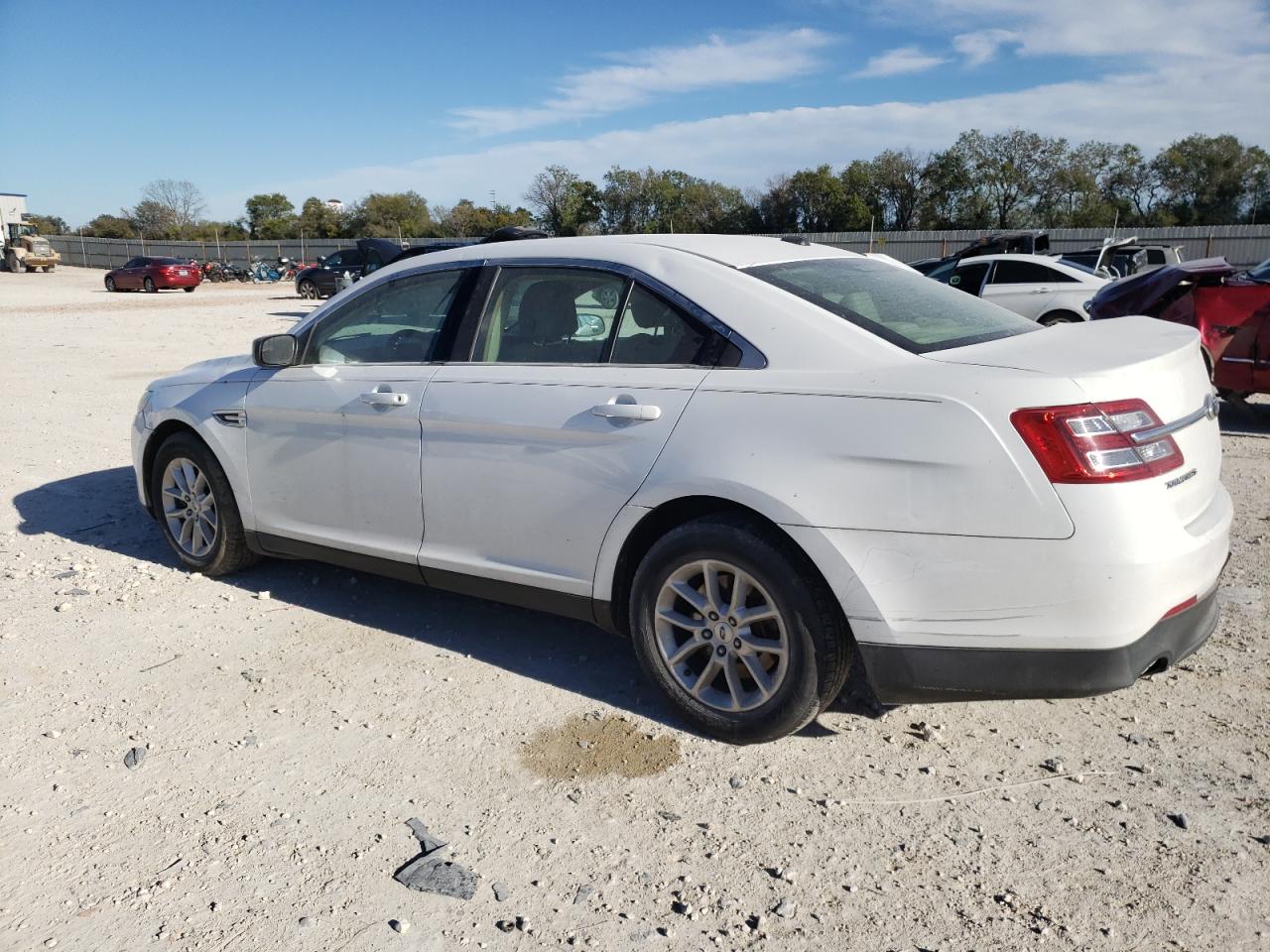 Изображение 2 2013 FORD TAURUS SE 2013 с VIN 1FAHP2D80DG229873