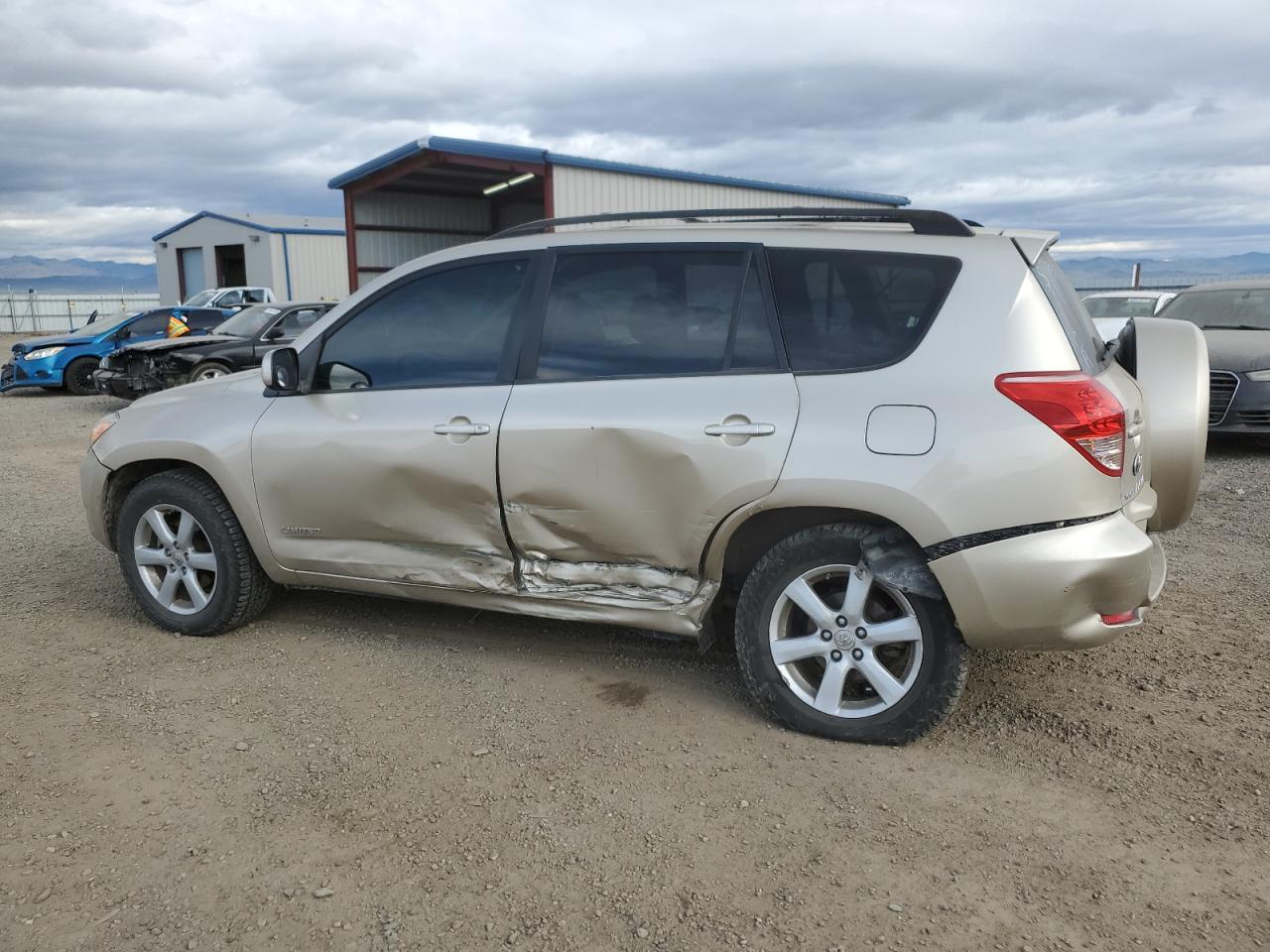 Изображение 2 2007 TOYOTA RAV4 LIMITED 2007 с VIN JTMBK31V276019848