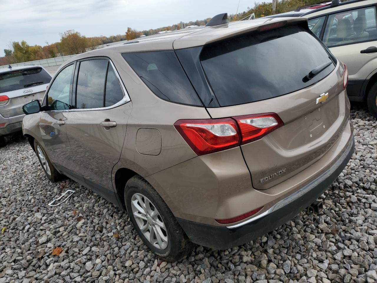 Image 2 of 2018 CHEVROLET EQUINOX LT 2018 with VIN 2GNAXJEV2J6230665