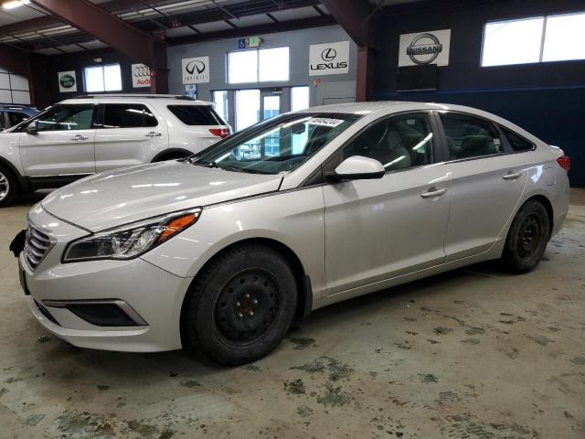 Obraz 1 z 2017 HYUNDAI SONATA SE 2017 z VIN 5NPE24AF0HH511703