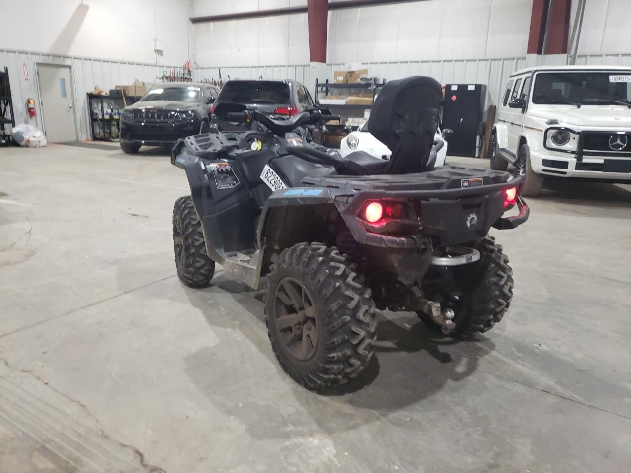 Obraz 3 z 2021 CAN-AM OUTLANDER MAX XT 850 2021 z VIN 3JBLPAU46MJ003889