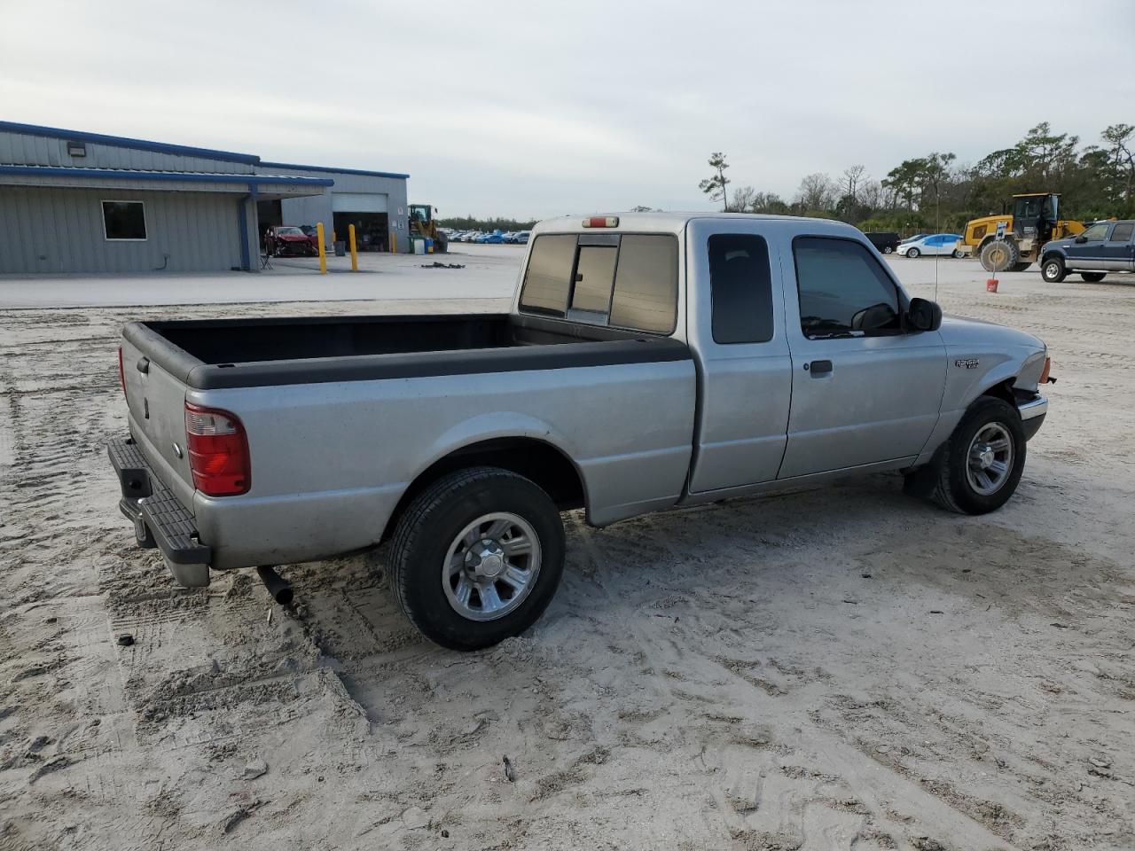 Изображение 3 2001 FORD RANGER SUPER CAB 2001 с VIN 1FTYR14U01PA82610