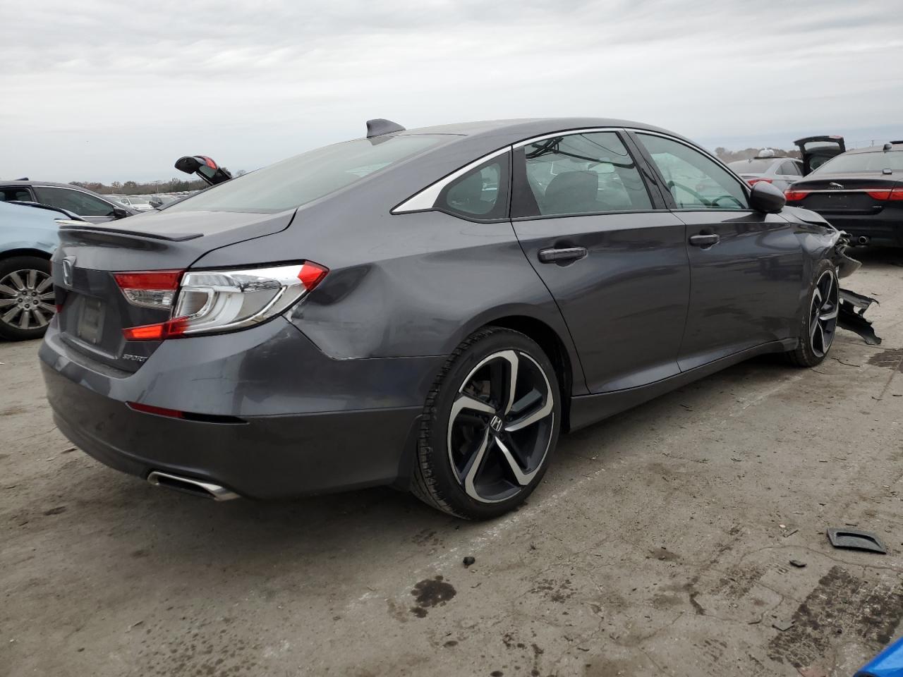 Obraz 3 z 2018 HONDA ACCORD SPORT 2018 z VIN 1HGCV1F38JA155673
