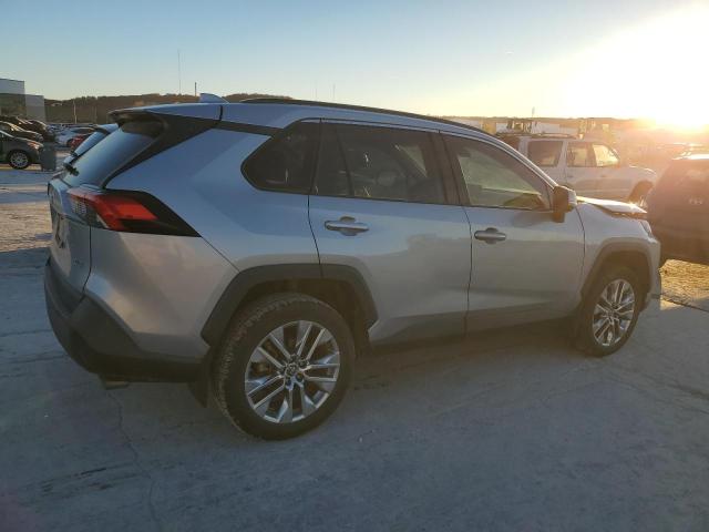 Image 3 of 2019 TOYOTA RAV4 XLE PREMIUM 2019 with VIN 2T3C1RFV2KW025241