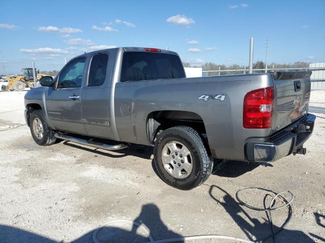 Image 2 of 2007 CHEVROLET SILVERADO K1500 2007 with VIN 2GCEK19C171711837